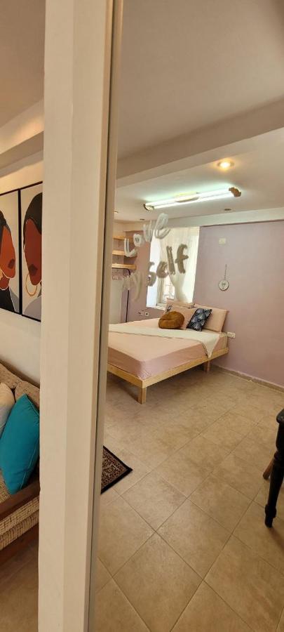 דירה לזוג על שוק מחנה יהודה Apartment Jerusalem Ngoại thất bức ảnh